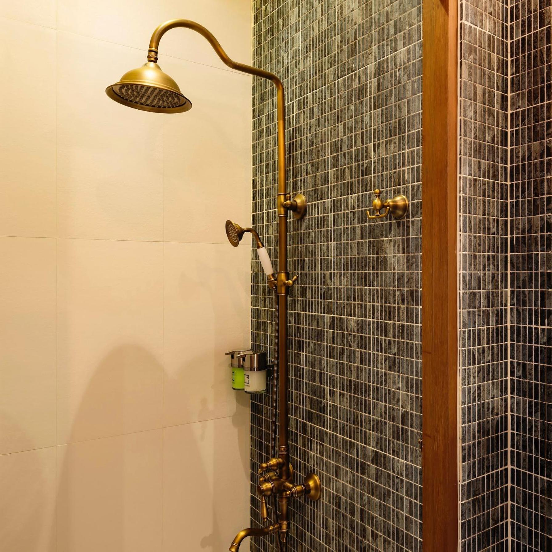 צ'יאנג מאי Khunluang Hostel (Adults Only) מראה חיצוני תמונה