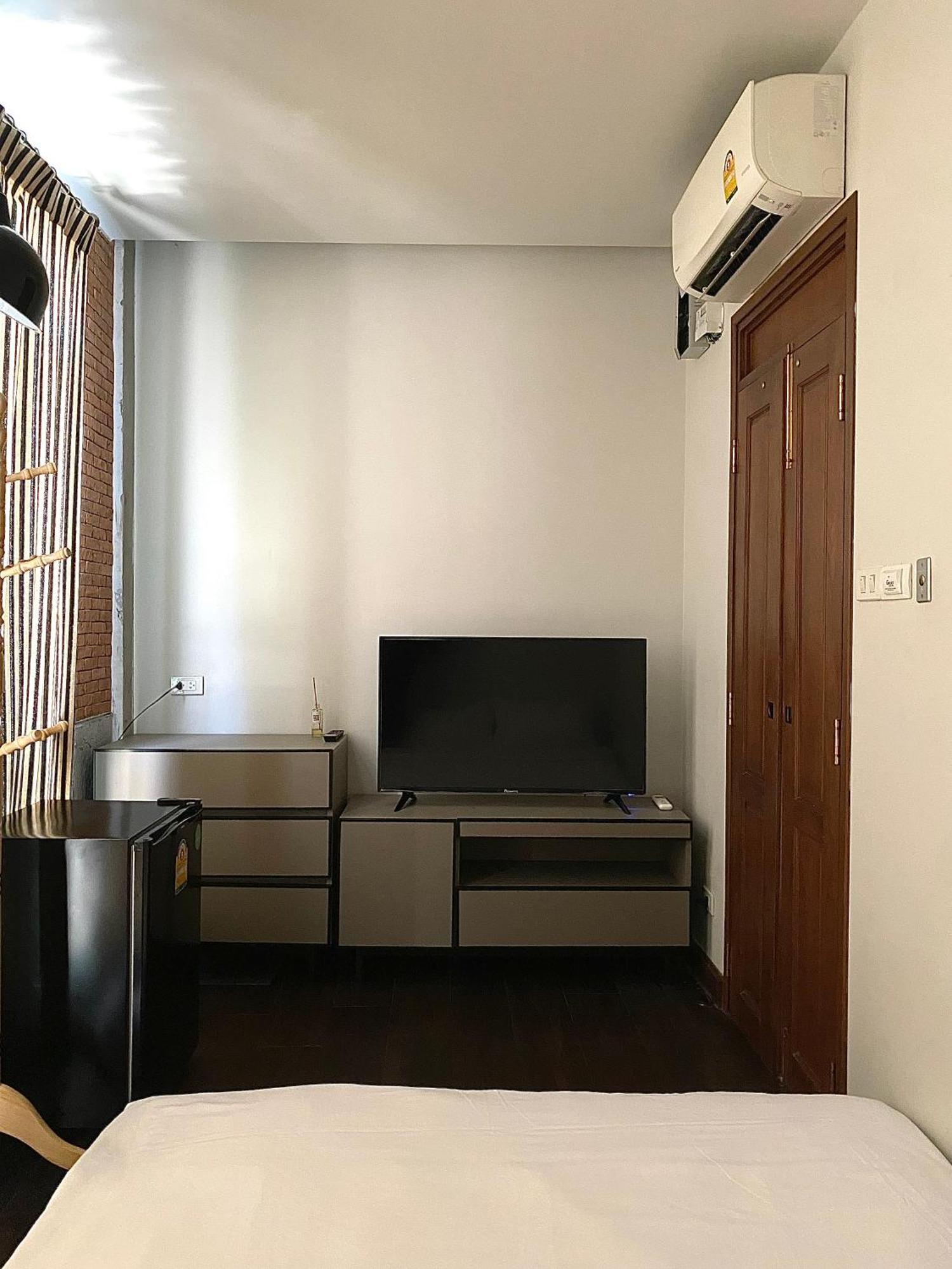 צ'יאנג מאי Khunluang Hostel (Adults Only) מראה חיצוני תמונה